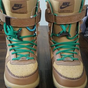 Nike snowboarding shoes